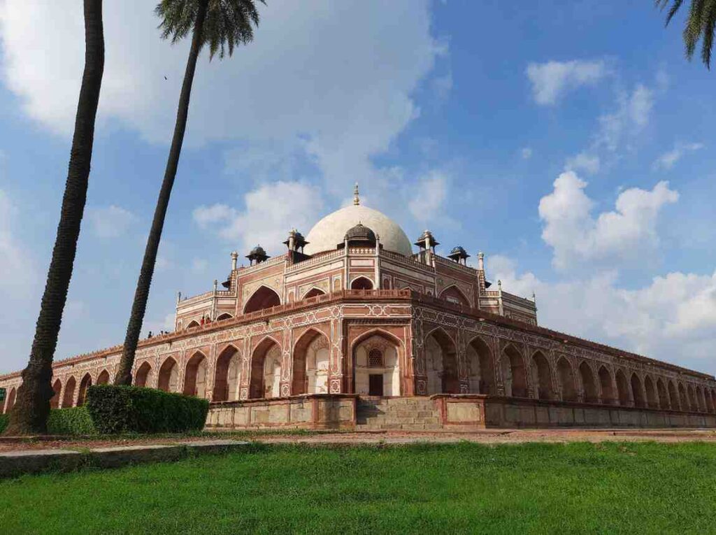 is delhi worth visiting